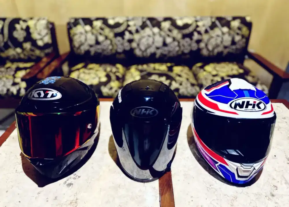 Helm koleksi like new 100%
