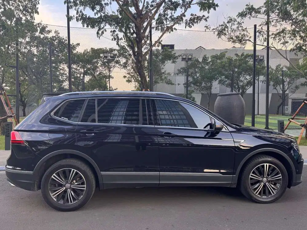Volkswagen Tiguan Allspace 2020 Bensin