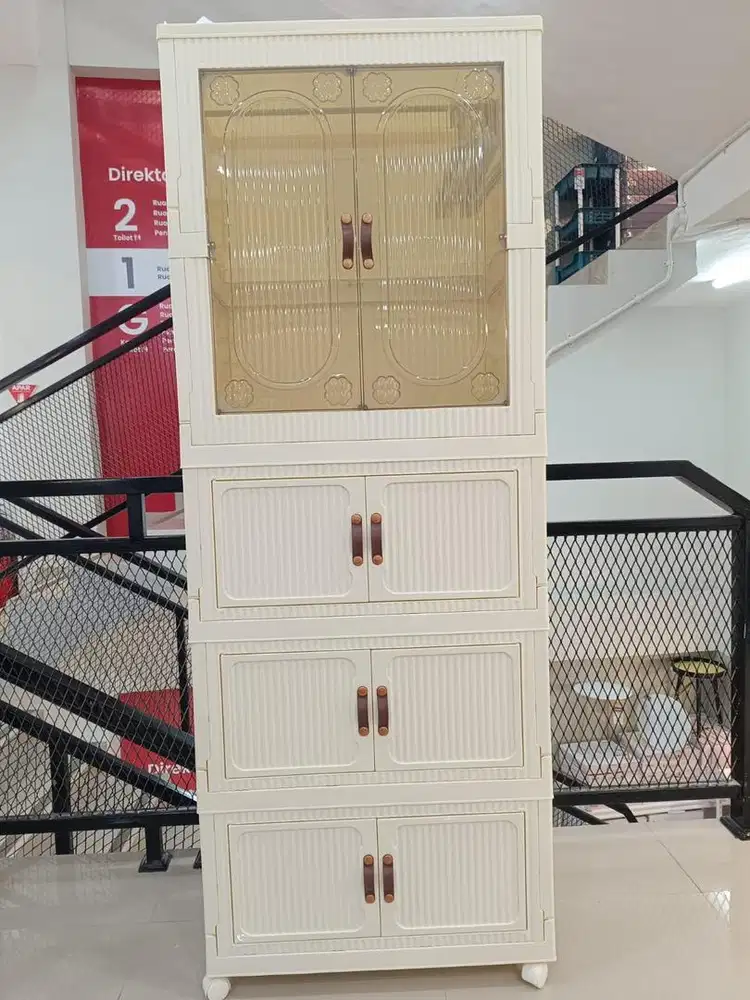 Selma Qube Lemari Pakaian Lipat 8 Pintu -Putih