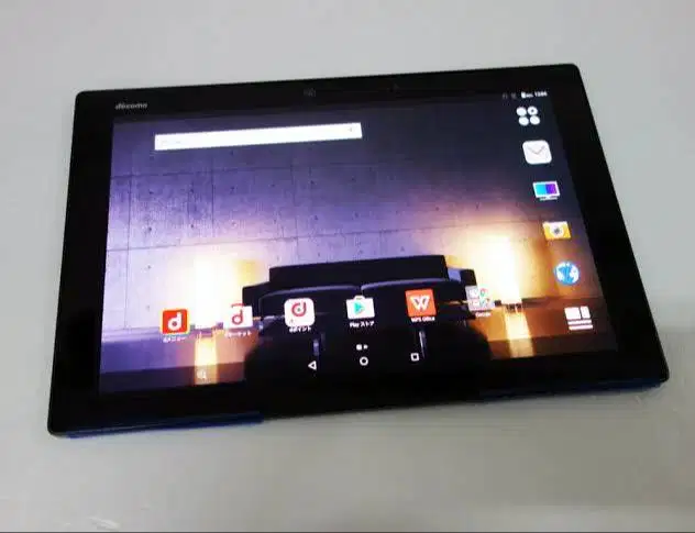 Fujitsu Arrows Tab F-04H - 10.5 inch - 3/32GB