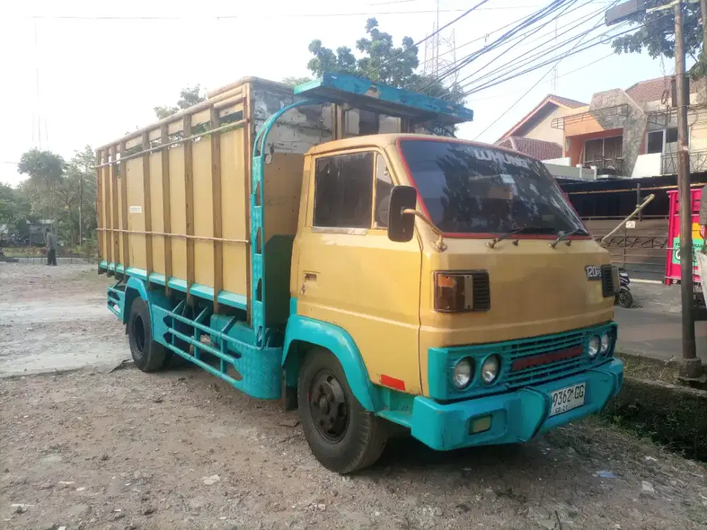 Mitsubishi truk 120ps siap pakai
