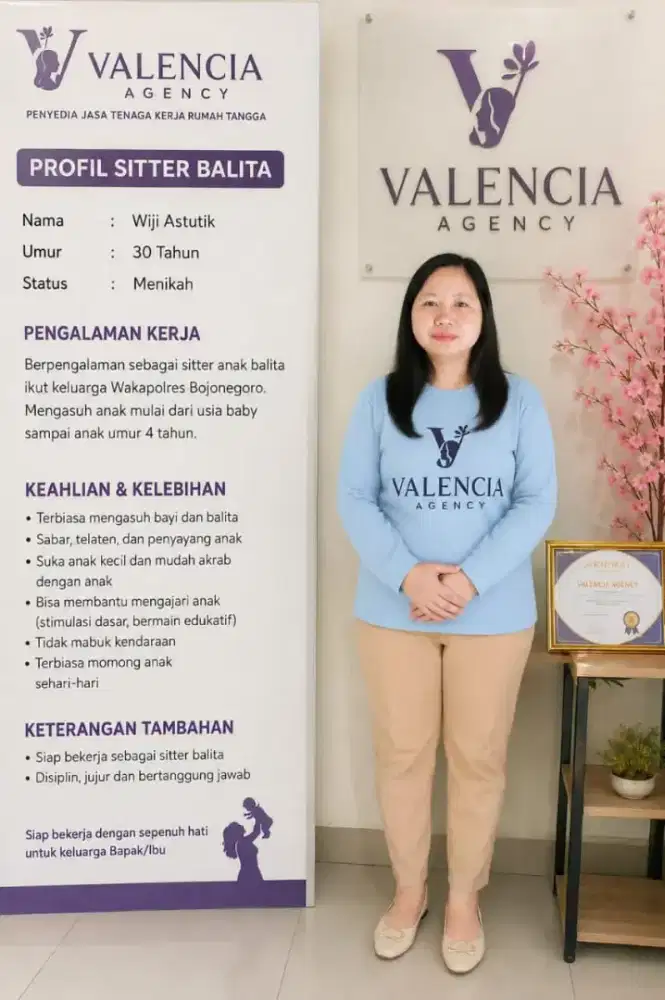 Pembantu dan Sitter baby
