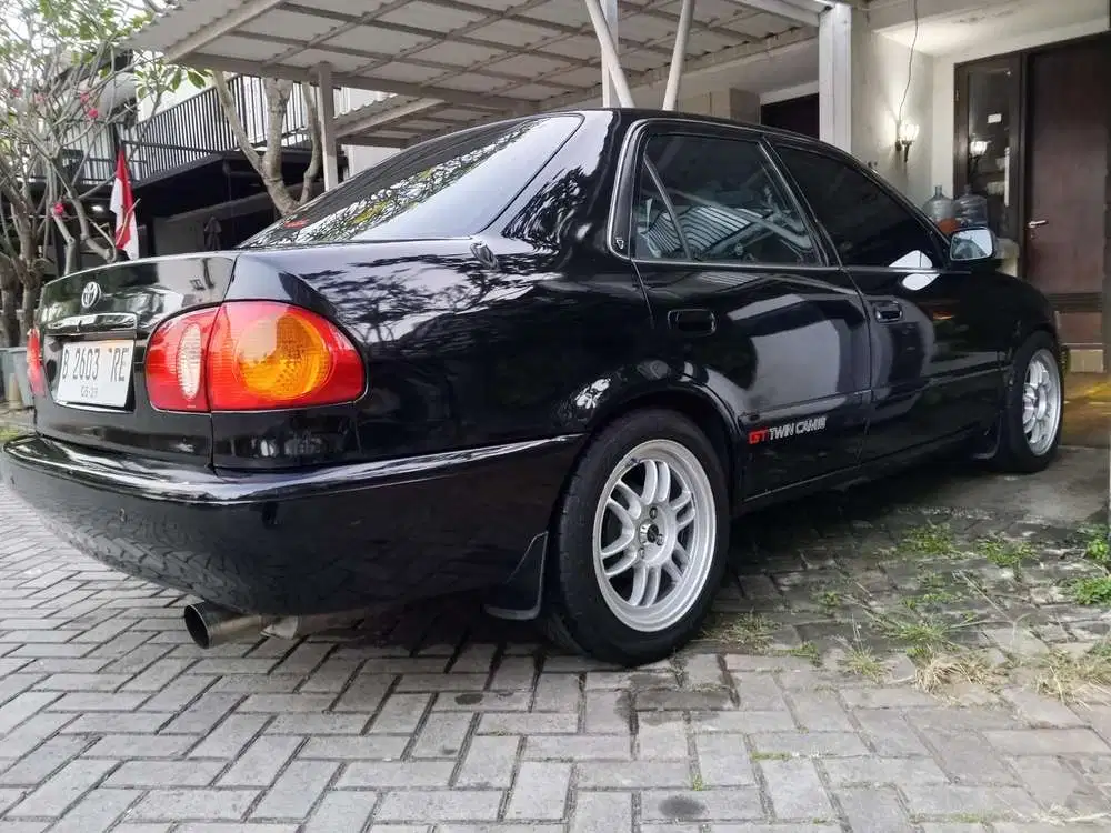 Toyota Corolla 2001 Bensin