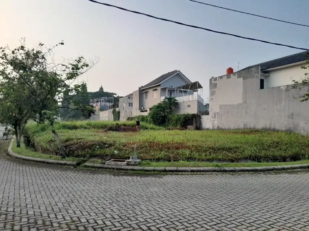 Dijual 2 Kavling di Jl. Boulevard BNR, Hunian Asri & Nyaman.