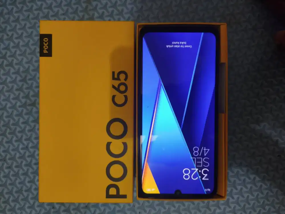 Poco C65 NFC ram 6/128 gb hp sama dus aja nominus lecet pemakaian