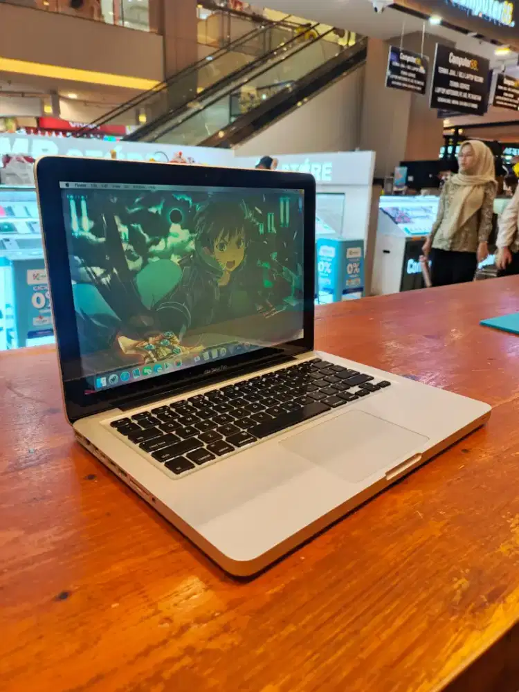 Macbook Pro 13 inch mid 2012