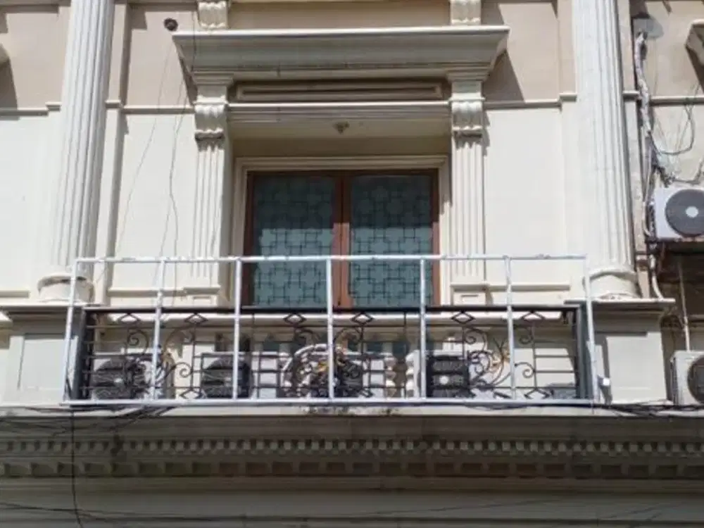 Ruko Murah Furnished Siap Pakai Strategis Area Tebet Jakarta Selatan