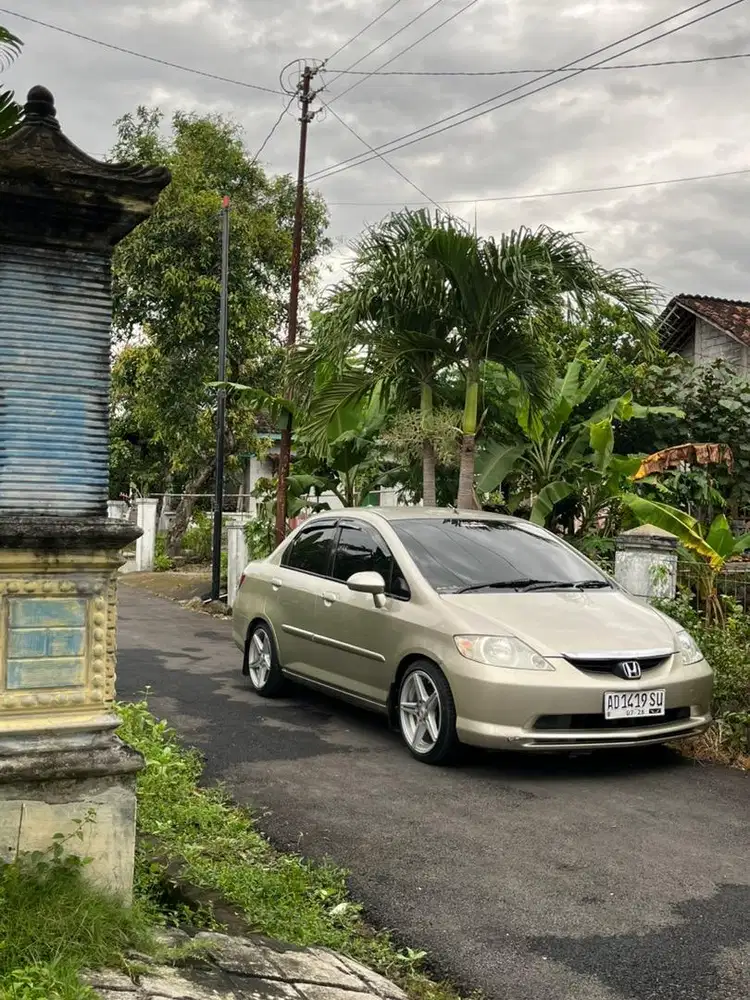Honda city 2003