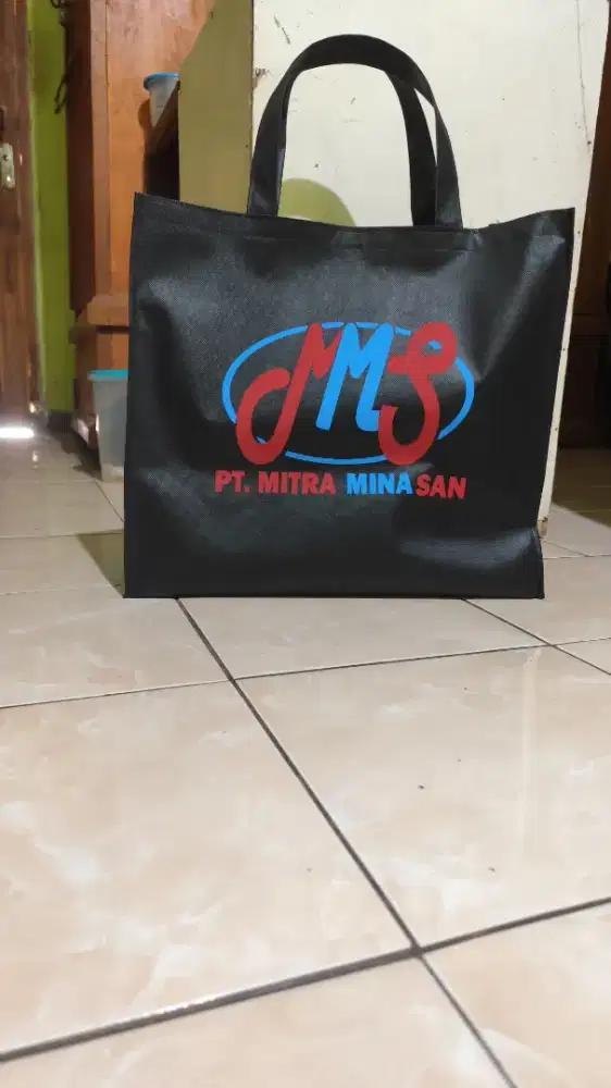 Lowongan admin desain olshop