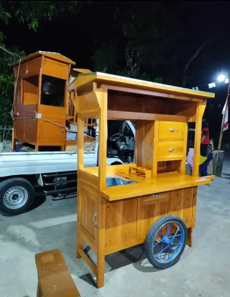 Jual Gerobak Angkringan,Bakso,Mie Ayam,sate,bubur ayam, dlL.
