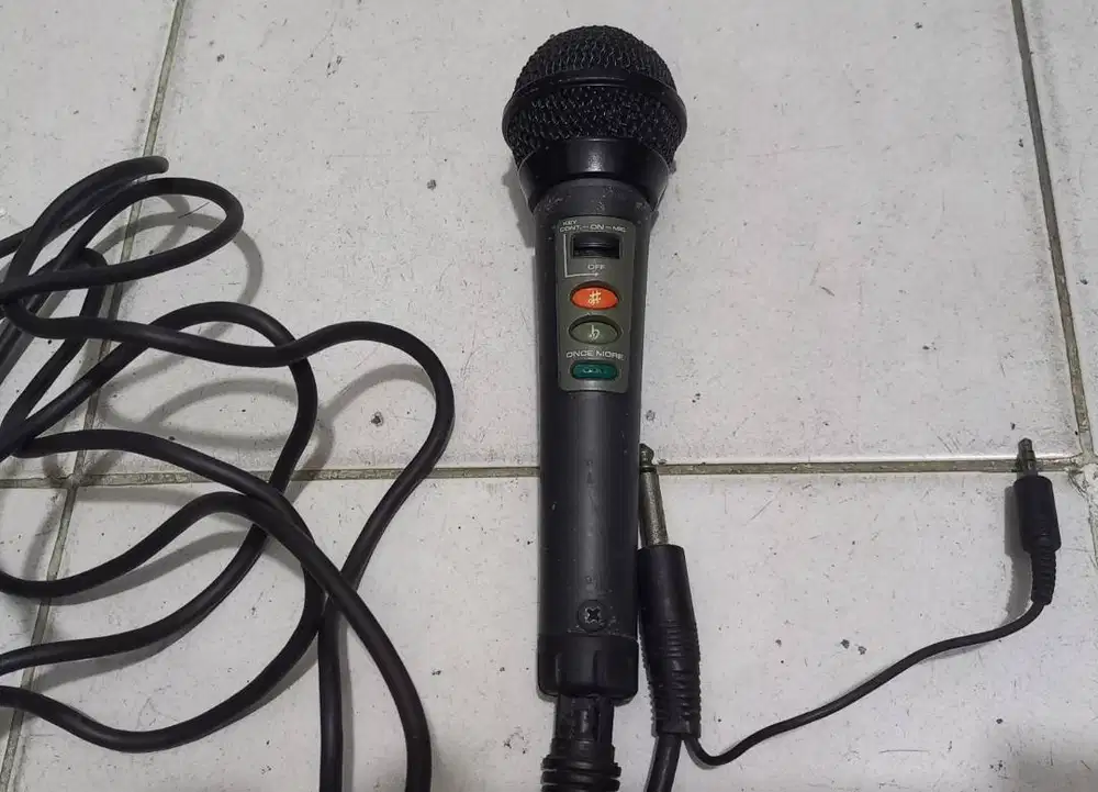 Mic Pioneer DM-C92O, O8I3 IO7 55OOO,Ada Stelan naik turun nada,normal
