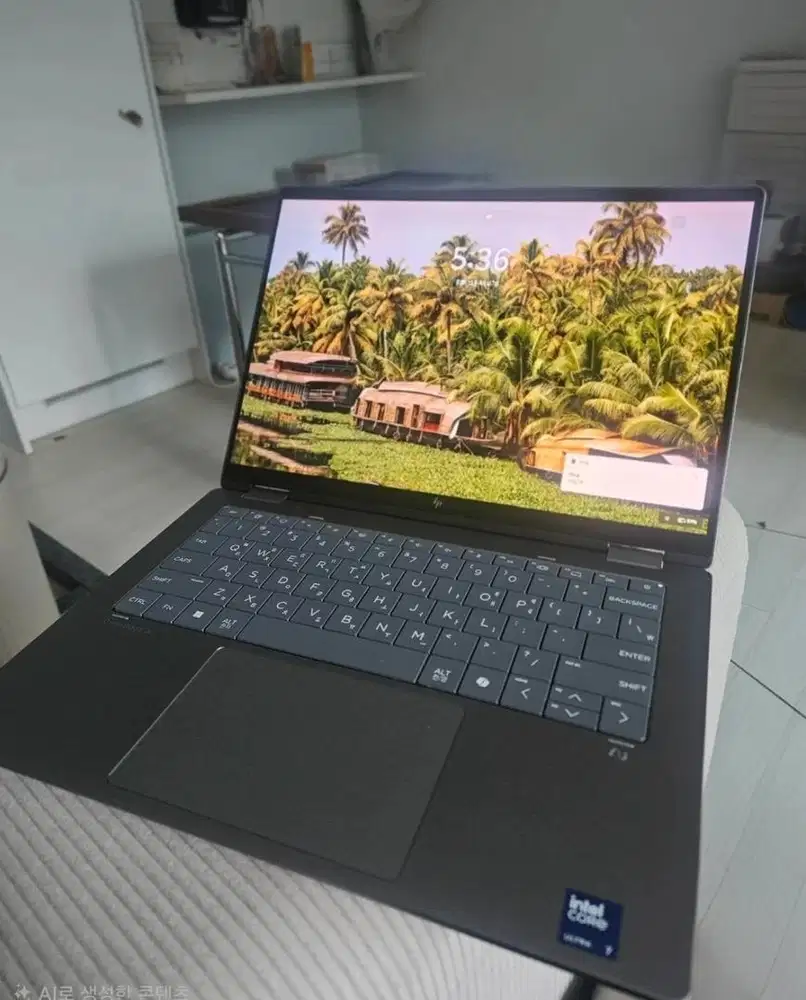 HP Omnibook X Flip Ultra 32 GB