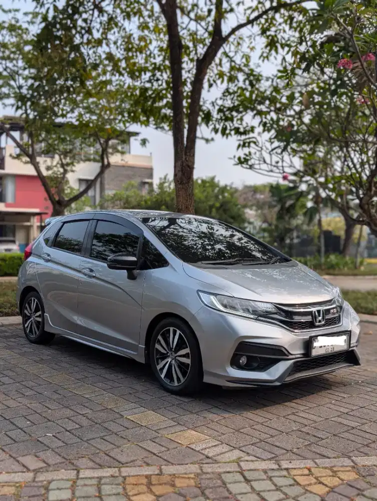Dijual cash murah Honda Jazz RS CVT 2018