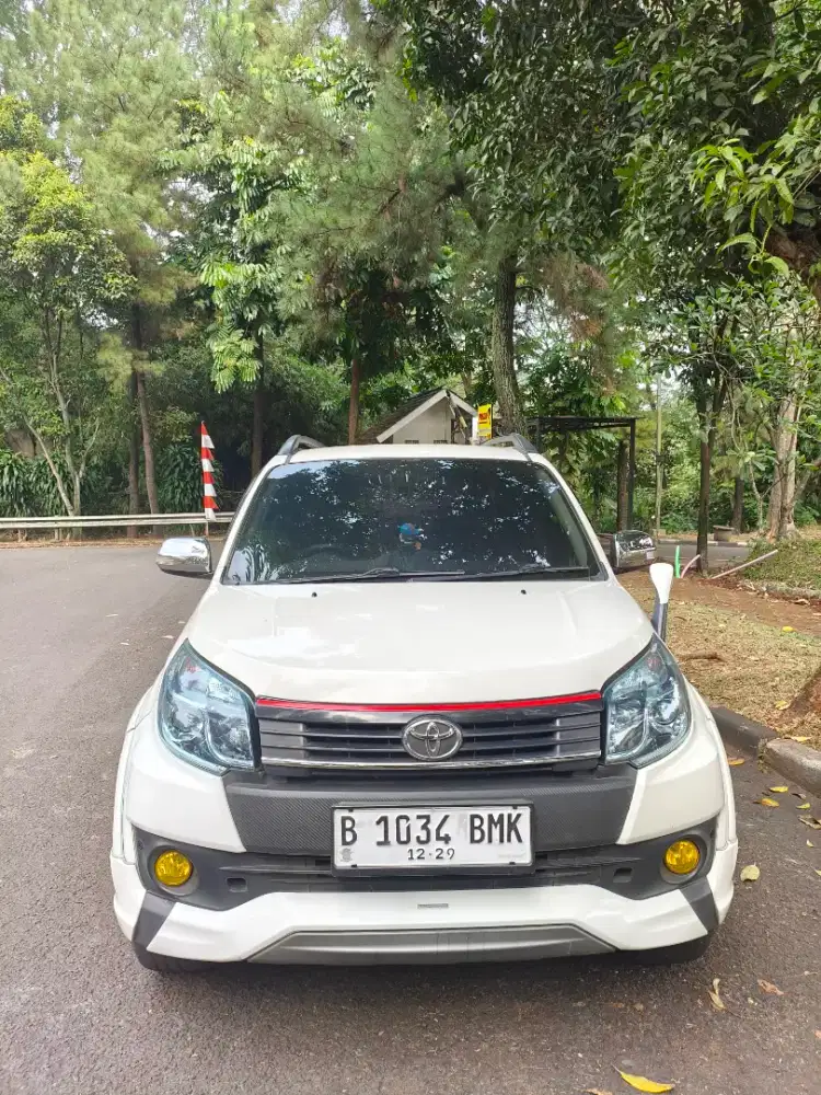 Toyota Rush TRD Ultimo 2017 Matic Putih
