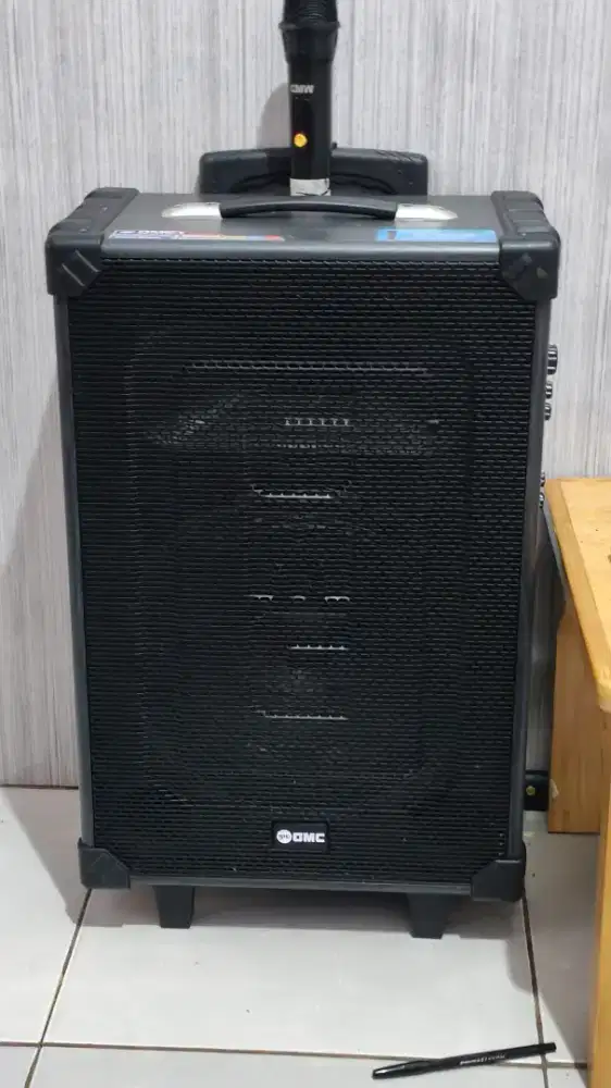 Speaker GMC 883M