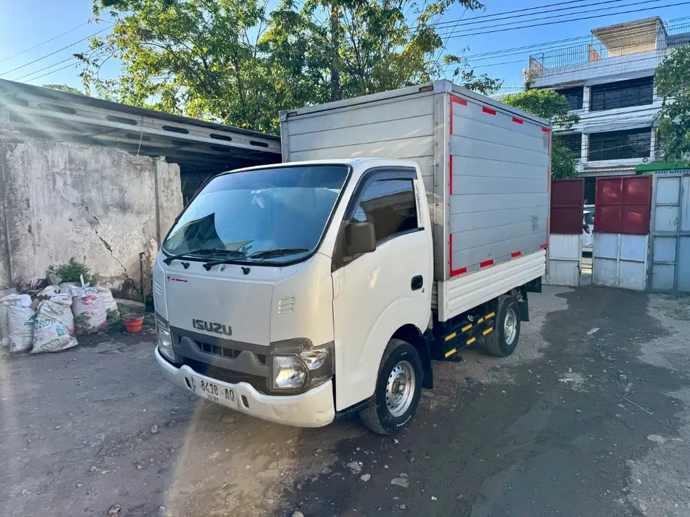 Isuzu Traga Pick Up Box 2018 Euro2 BBM Solar