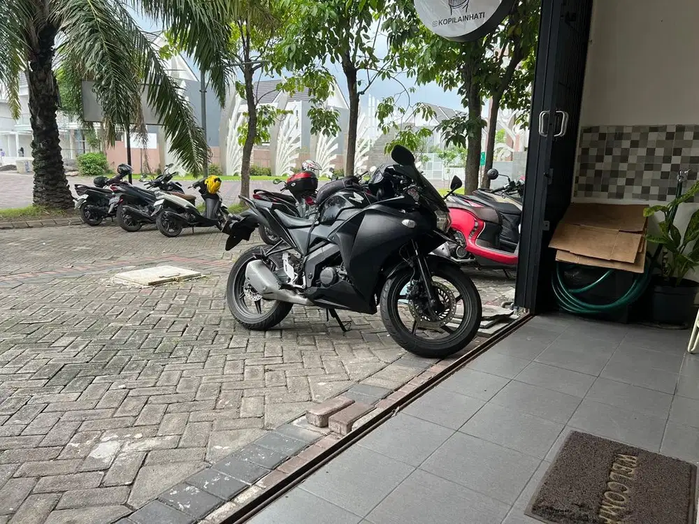 Cbr 150 cbu thailand