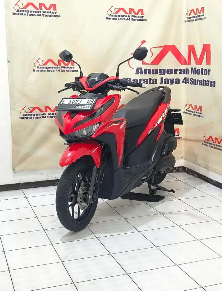 Honda Vario 125 cbs Tahun 2021 warna merah