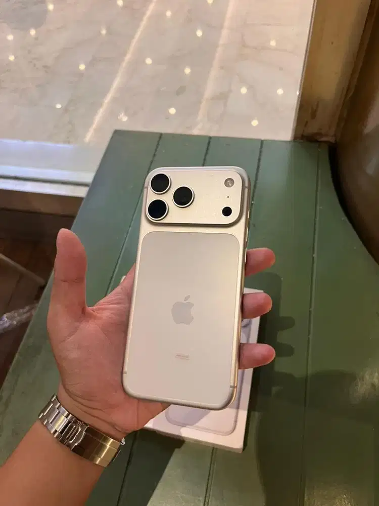 iphone 17 Promax 256gb iBox Silver