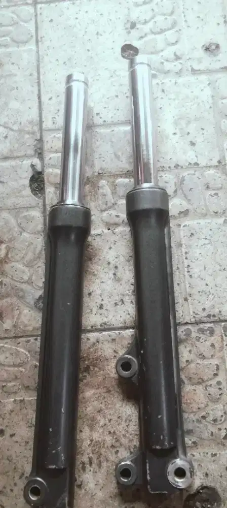 SHOCK DEPAN SET KANAN KIRI MIO ORIGINAL YAMAHA
