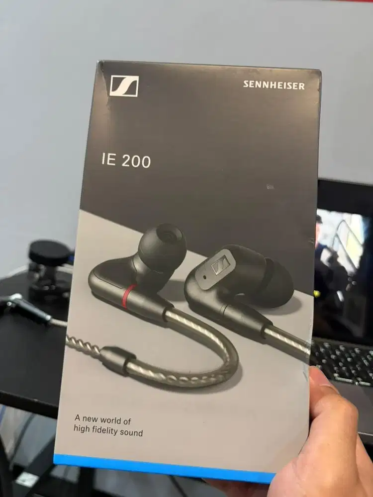 Sennheiser ie 200 BNIB