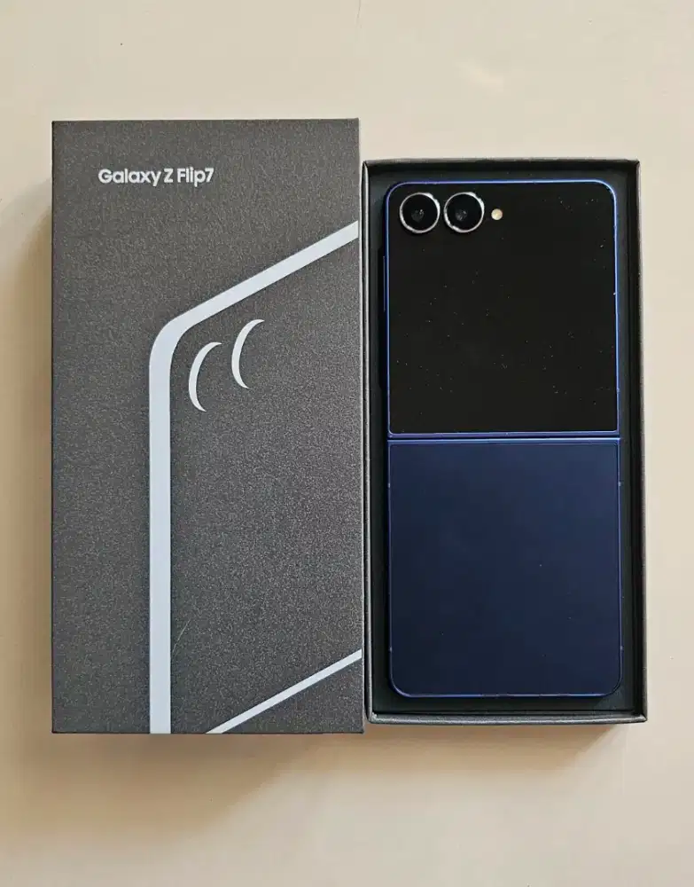 Samsung galaxy zflp 7 5g ram 12/256gb garansi resmi