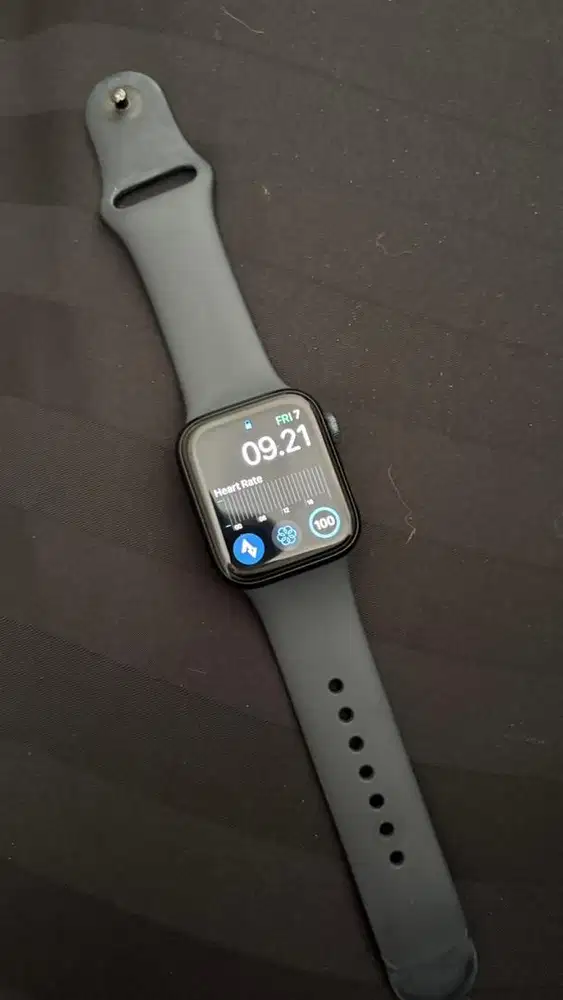Apple Watch SE (GPS) (2nd Generation)