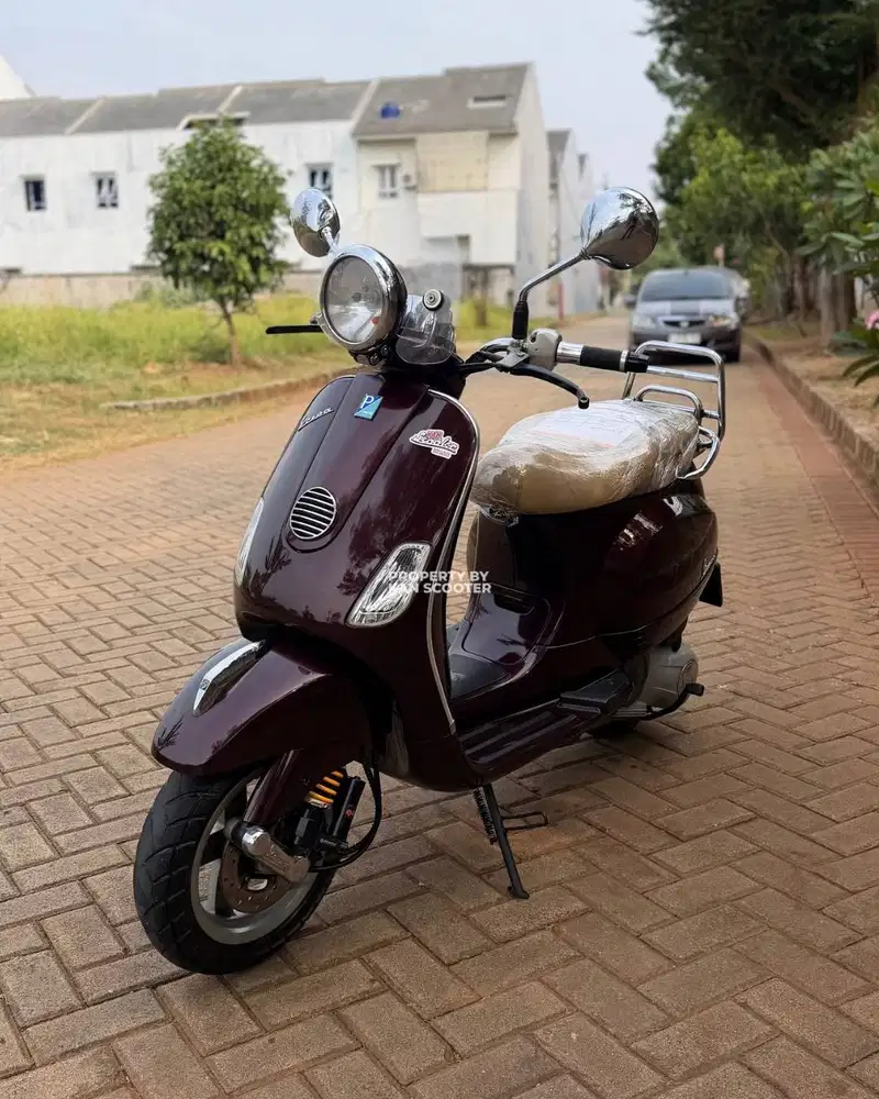 VESPA LXV 150 3V 2013 TERMURAH
