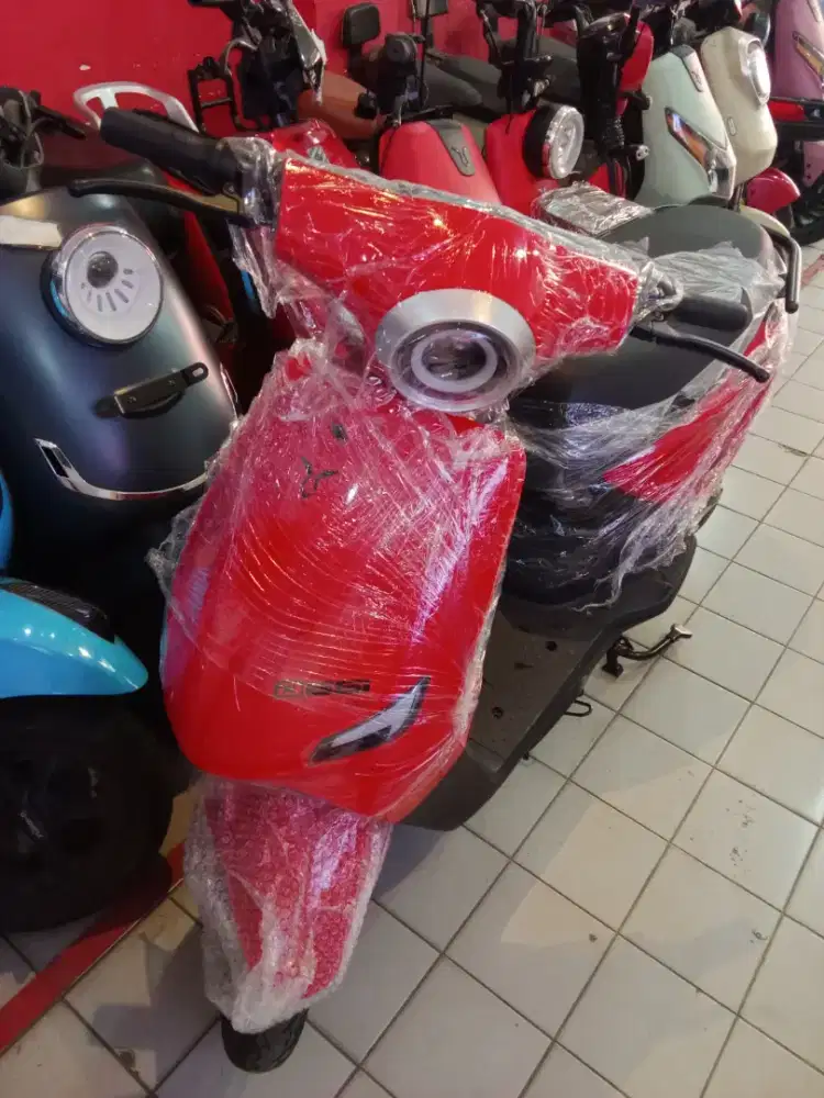 SEPEDA LISTRIK UWINFLY D66I RED