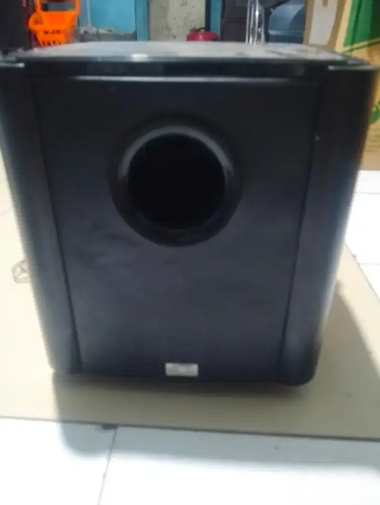 Subwoofer Polytron