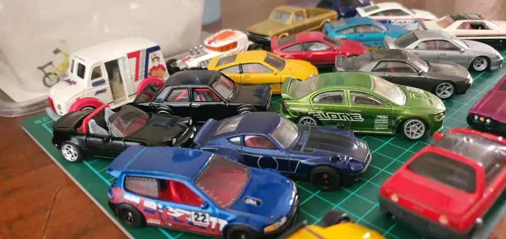 Hot Wheels Loose Ban Karet Murah
