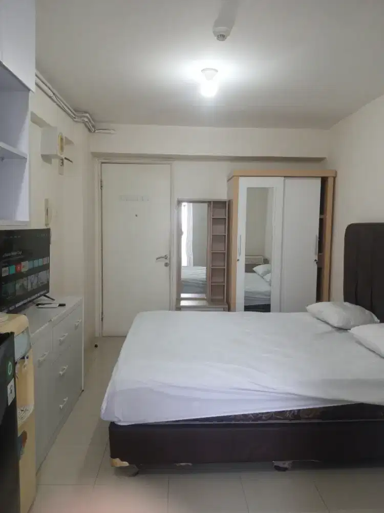 Disewakan studio FF Bulanan Apartemen Bassura City
