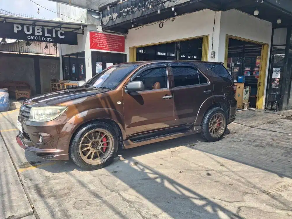 Toyota Fortuner 2010 Diesel