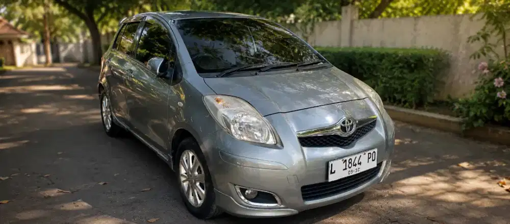 Toyota Yaris E 2010 Manual