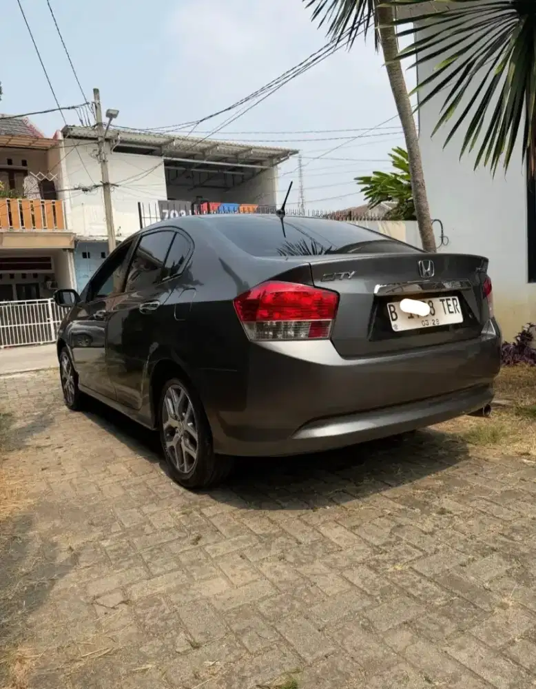 Honda city  2010 gm2 E 1.5 manual  2010
