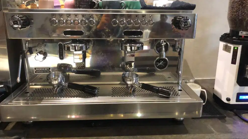 Rocket espresso (mesin kopi)