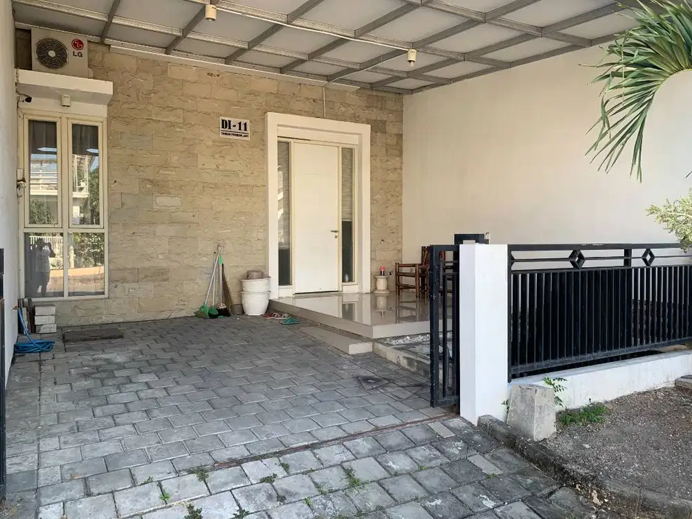 RUMAH 2 Lantai - TAMAN PONDOK JATI (TPJ) - Boulevard