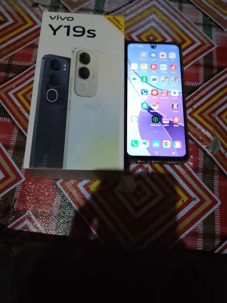 Dijual vivoy19s ram4/64 full set