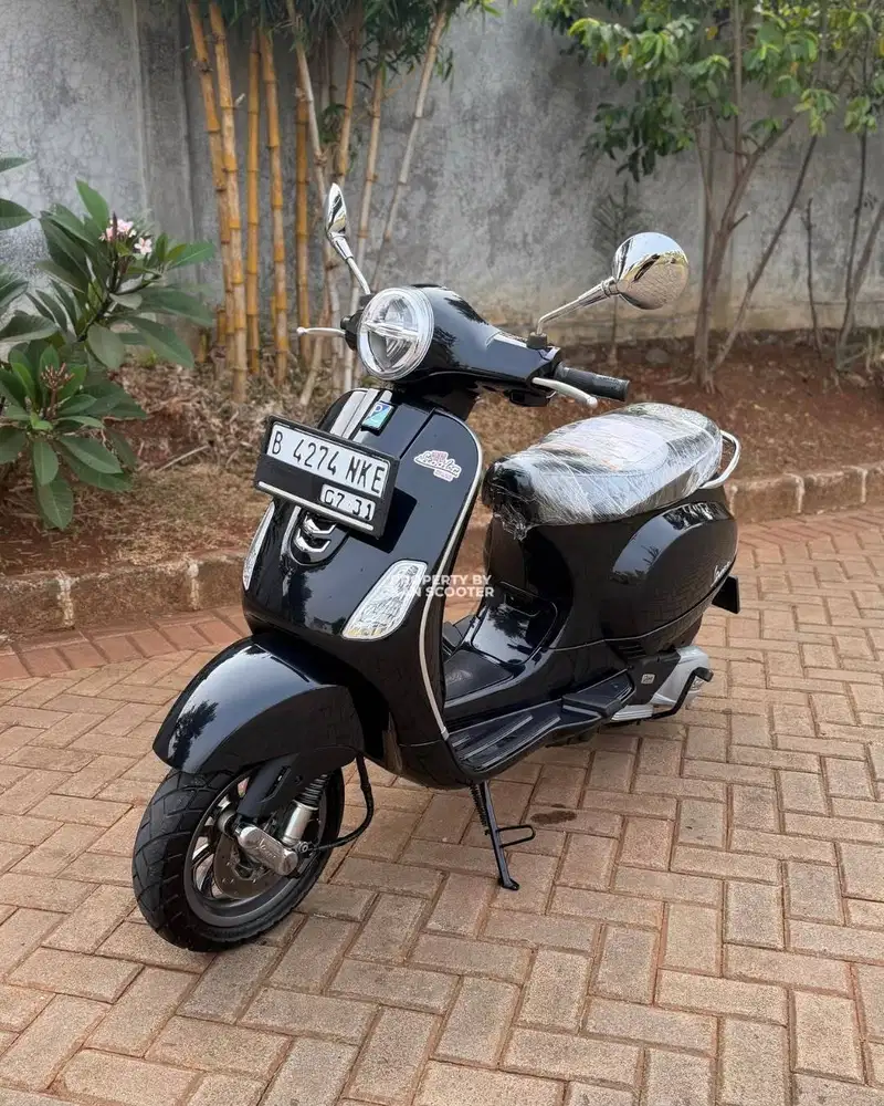VESPA LX 125 iGET FACELIFT 2021 BERGARANSI
