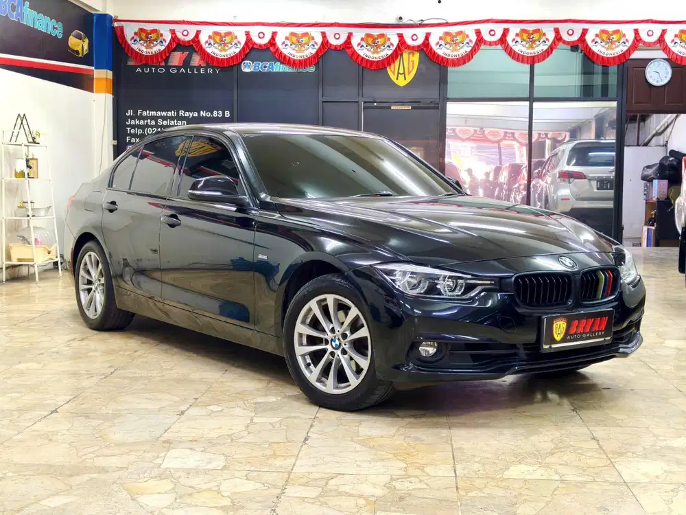 BMW 320 F30 2018 LOM BLACK EDITION