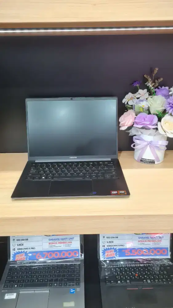 ADVAN WORK PLUS AI R7-255/8G/512SD/14 IPS/WIN11