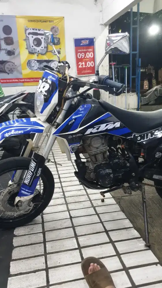 JUAL CEPAT MOTOR TRIAL VIAR 200CC