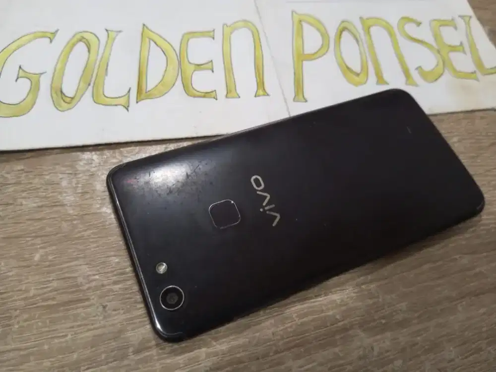 Vivo V7-Finger.4G.16MP.Ram 4/32GB.ORI.GOLDEN PONSEL