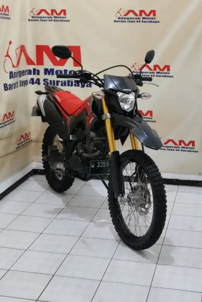 Km 4 Ribu Honda CRF 150 Tahun 2021 warna hitam