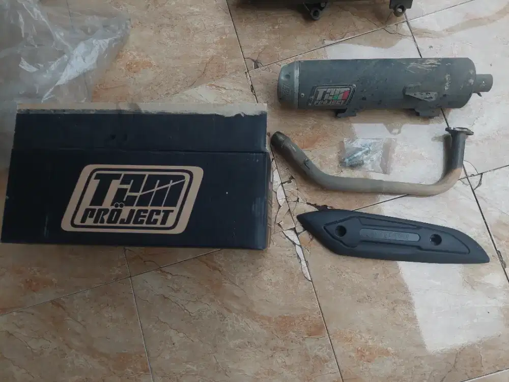 Knalpot Vario 125 KZR