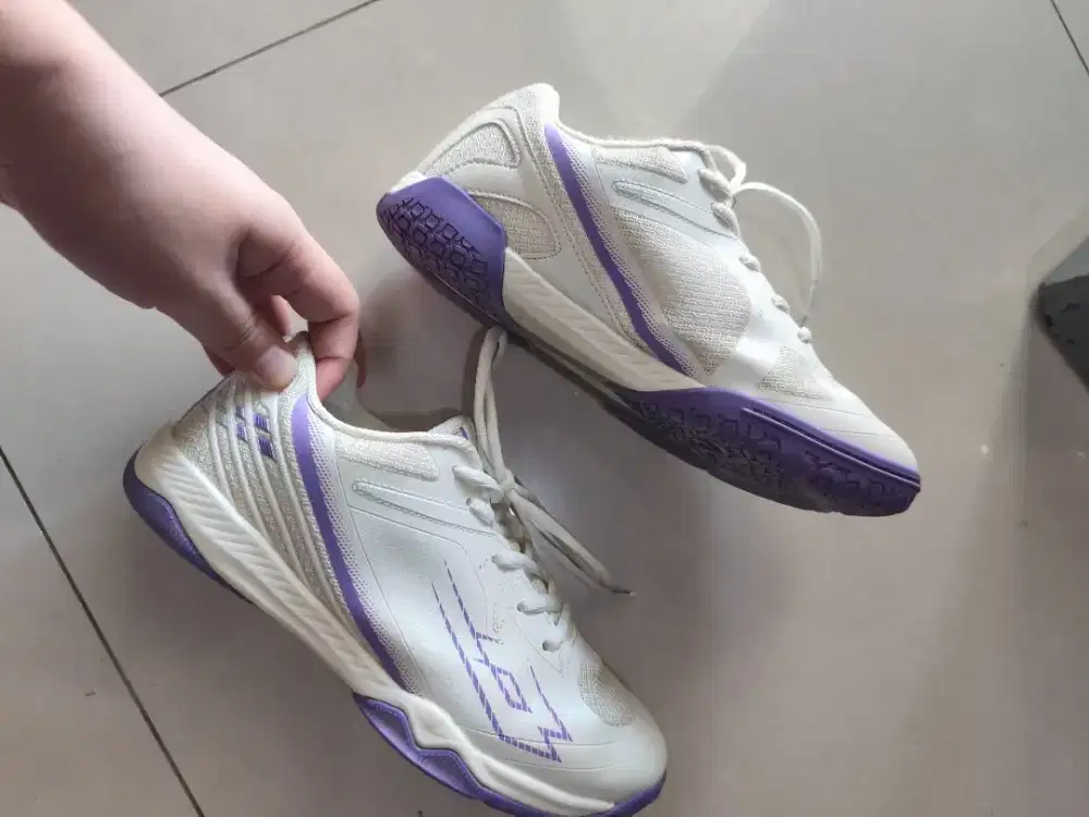 Sepatu padel lotto wanita