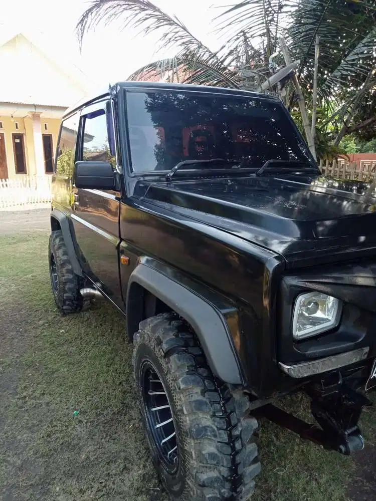 Daihatsu Feroza 1994 Bensin
