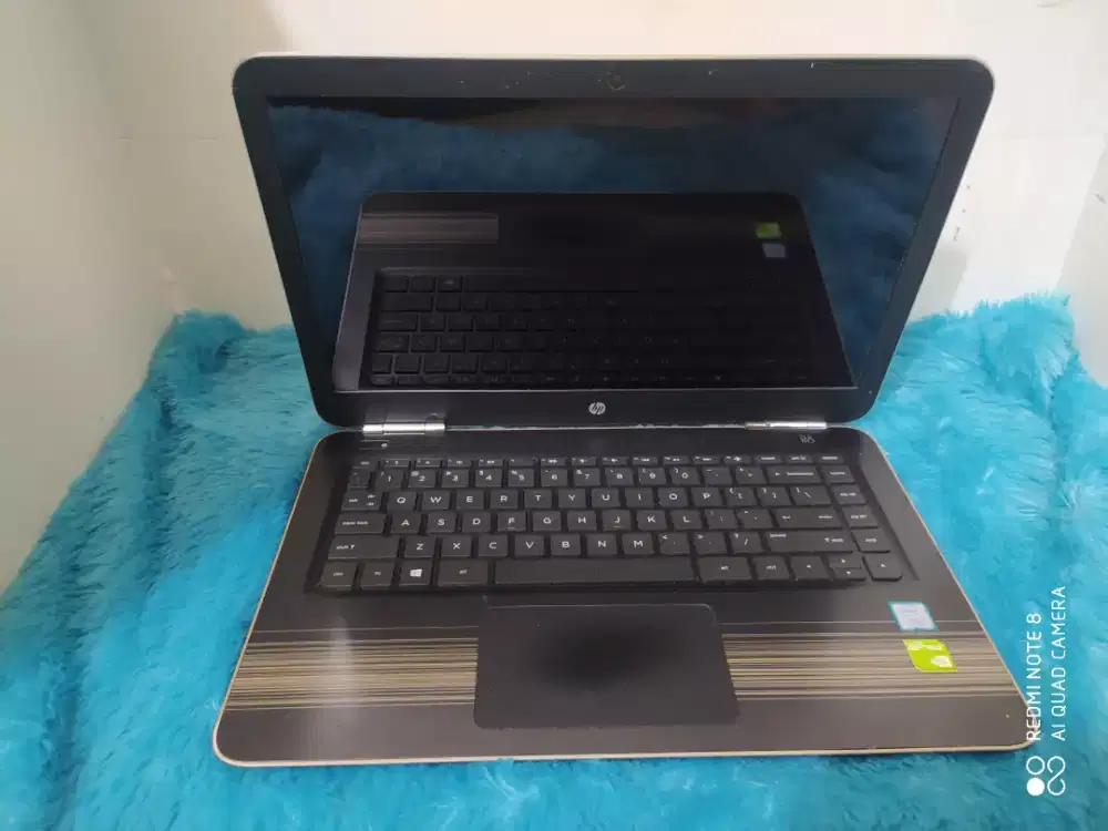 Laptop HP Pavilion 14/Corei5-7200u/Ram 4gb/SSD 256gb/VGA Nvidia 940mx