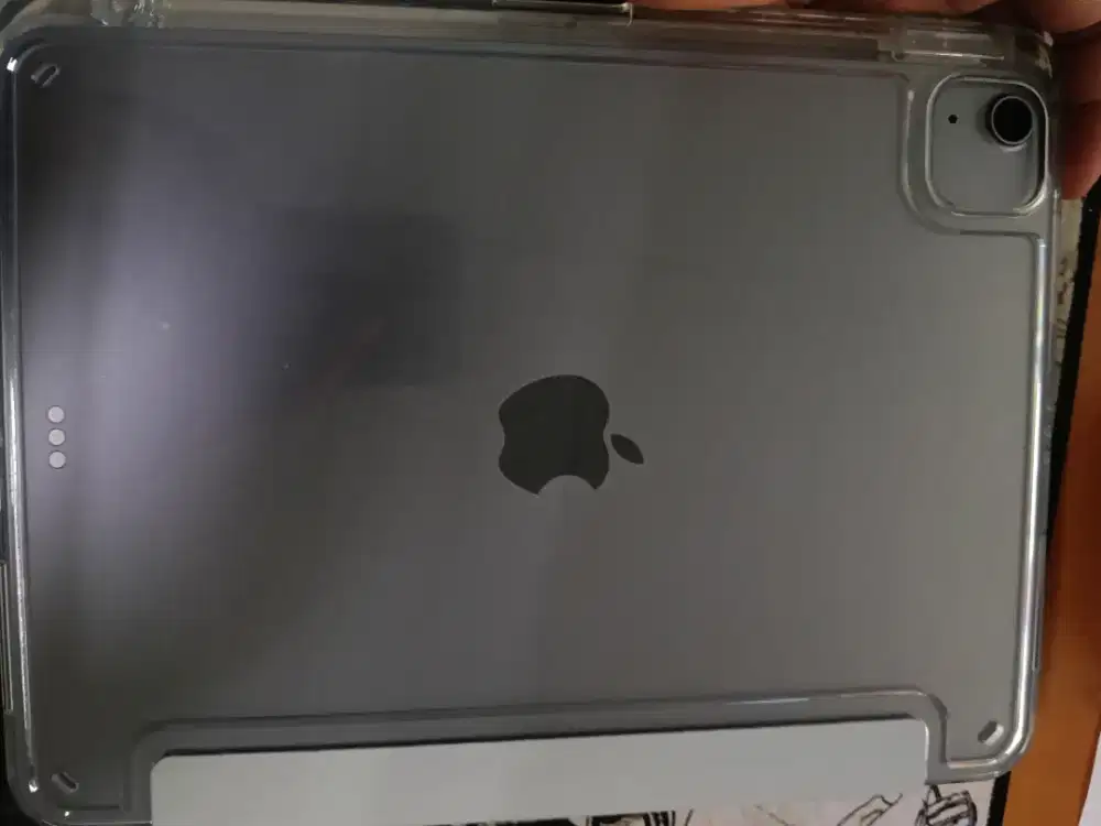 IPAD AIR M3 128 GB. LIKE NEW...