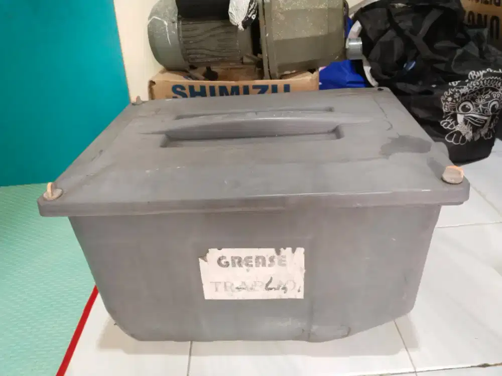 Grease trap bekas